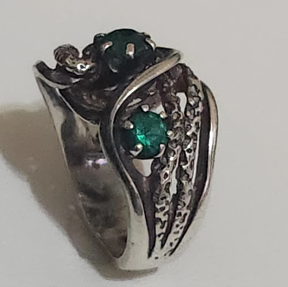 Vintage Sterling Silver Brutalist Ring Green Stones 1970 - Picture 6 of 13